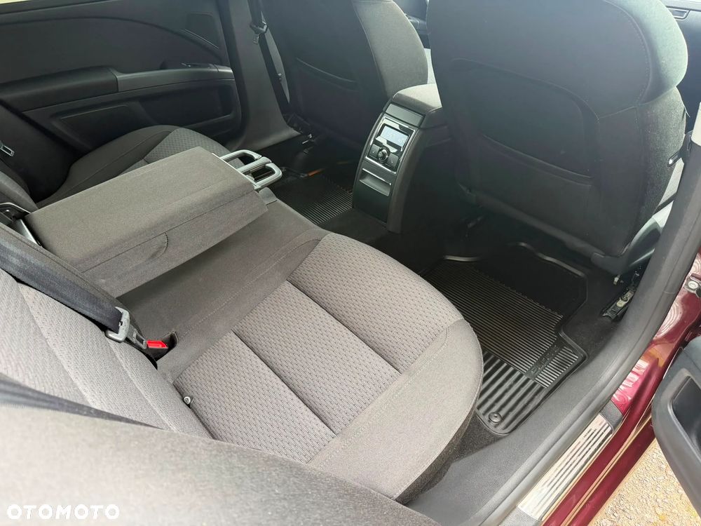 Skoda Superb - 11
