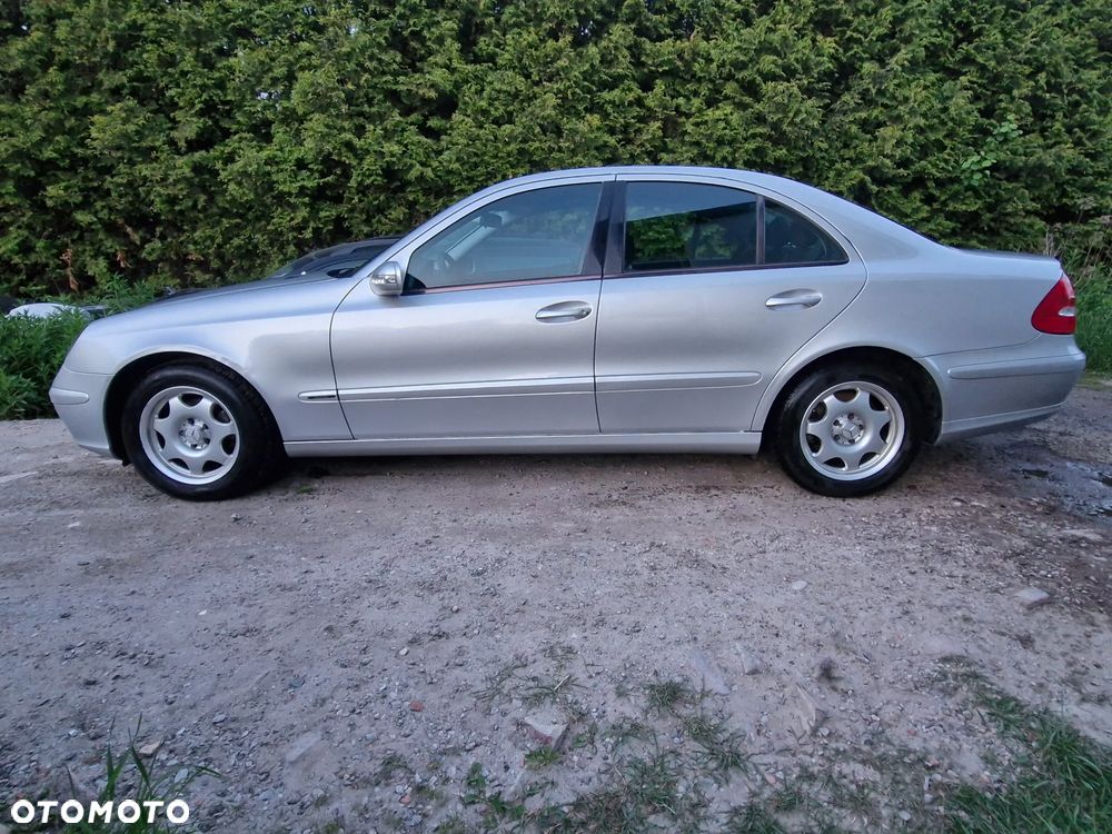 Mercedes-Benz Klasa E 200 Kompressor Automatik Elegance Sport Edition - 15