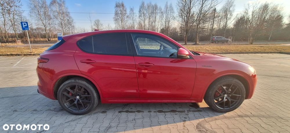 Alfa Romeo Stelvio 2.0 Turbo Veloce Q4 - 4