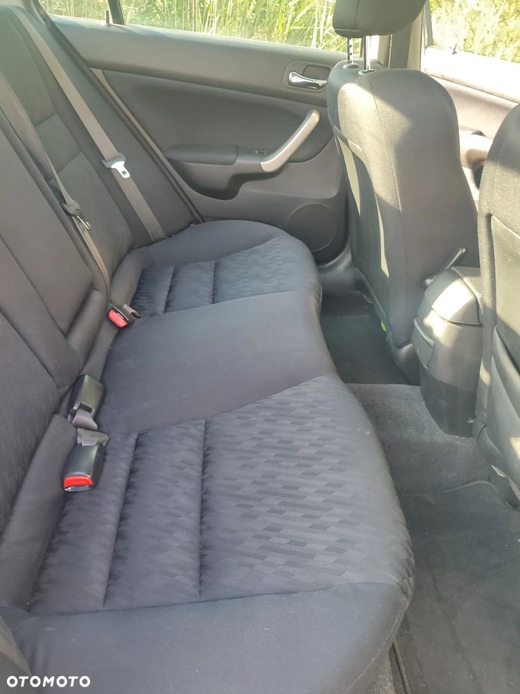 Honda Accord 2.0 Comfort - 6