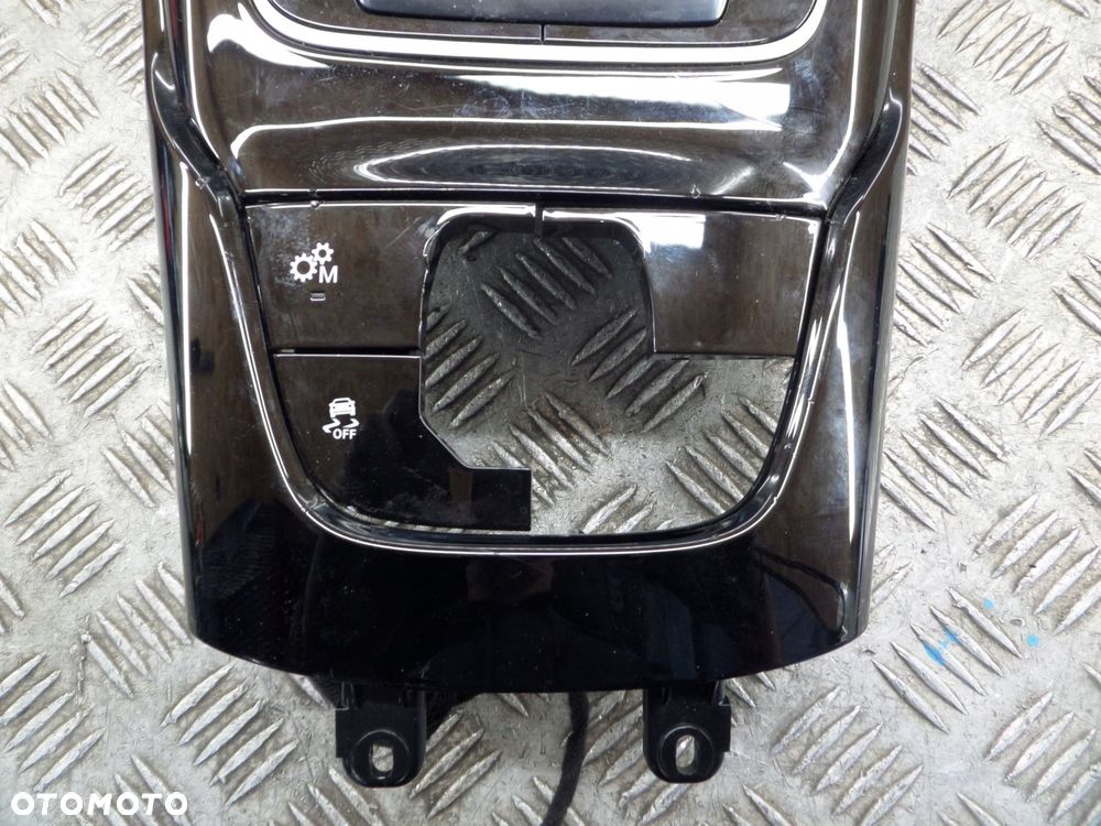 tunel środkowy panel dekor mercedes a-klasa a35 amg w177 - 2