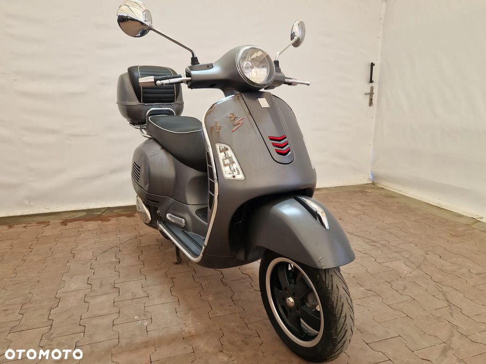 Piaggio Vespa - 8