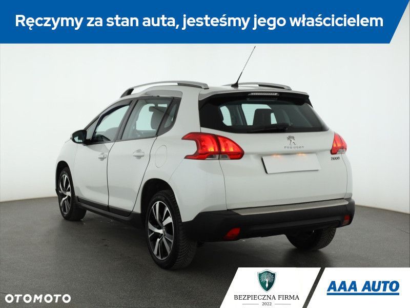 Peugeot 2008 - 6
