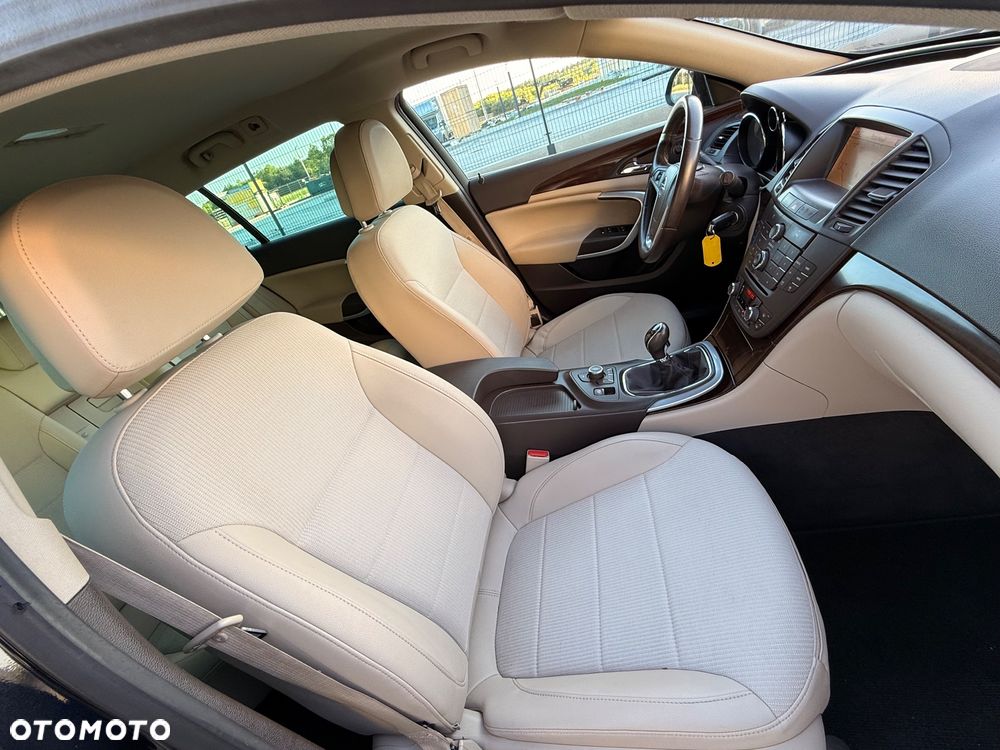 Opel Insignia 1.6 T Cosmo - 23