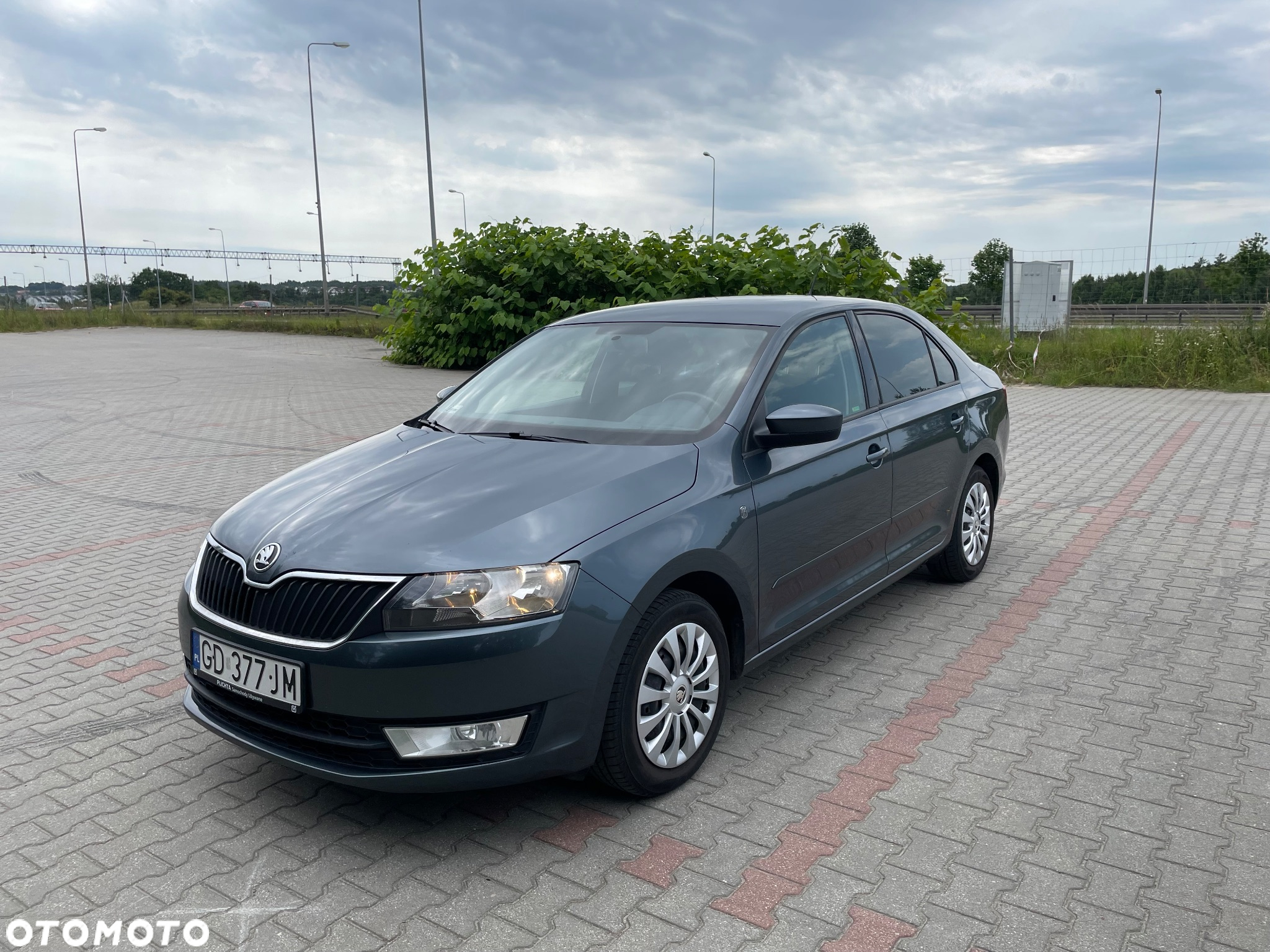 Skoda RAPID 1.2 TSI Ambition - 2