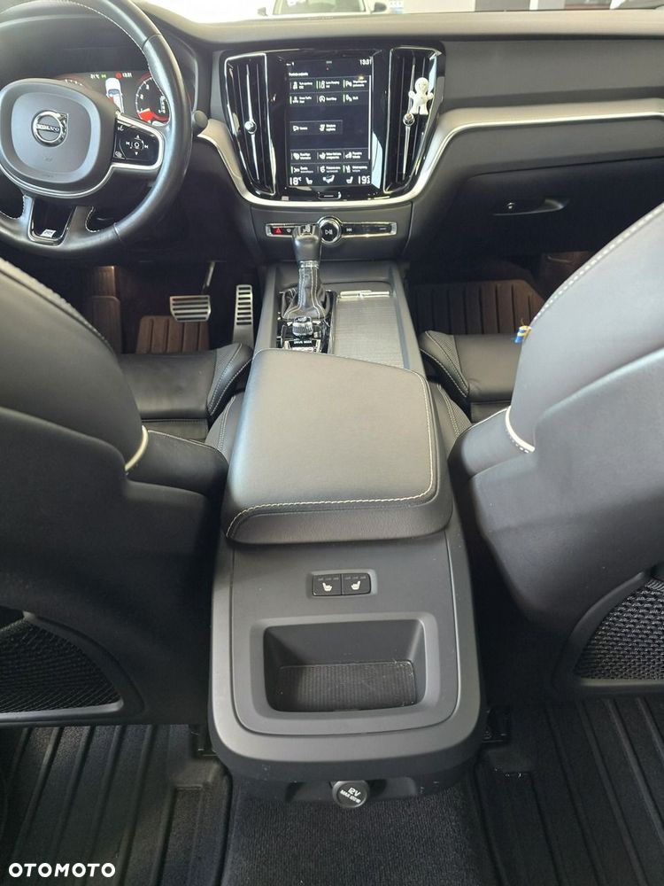 Volvo S60 - 17