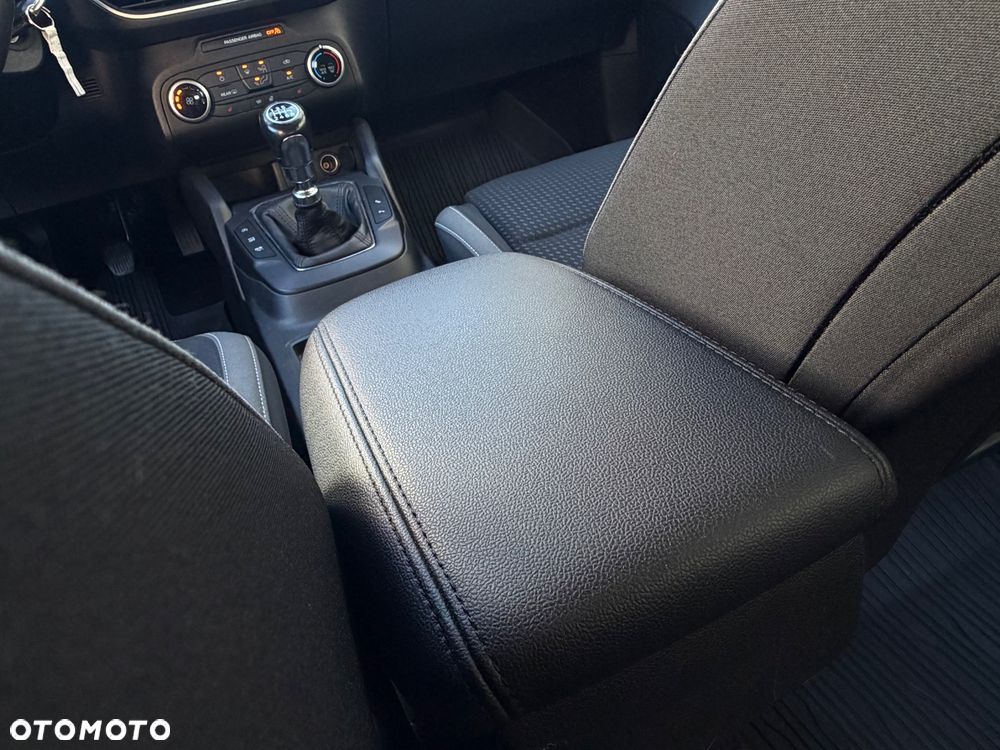 Ford Focus 1.0 EcoBoost Start-Stopp-System COOL&CONNECT DESIGN - 23
