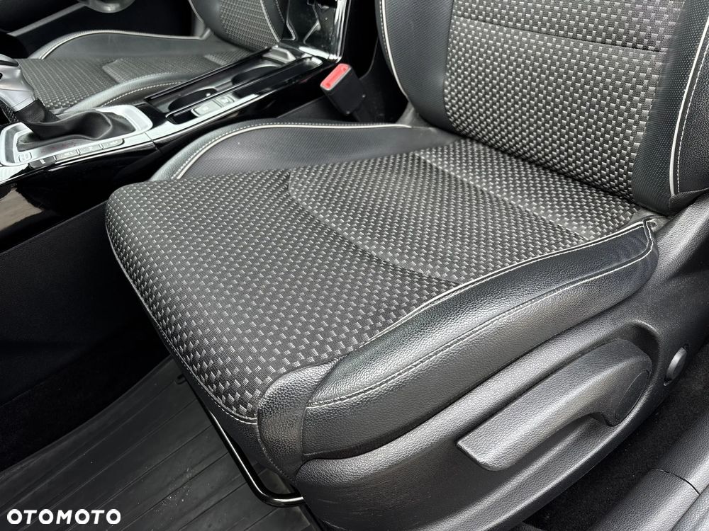 Kia Ceed 1.4 T-GDI L Business Line DCT - 14