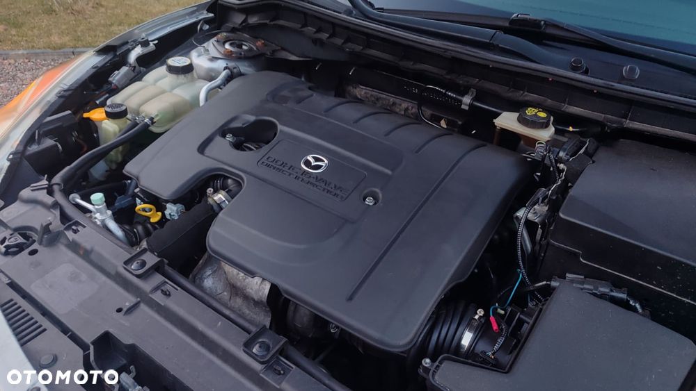 Mazda 3 1.6 CD Exclusive + - 26
