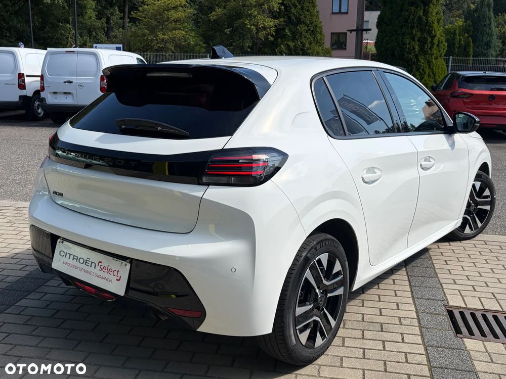 Peugeot 208 PureTech 100 EAT8 Allure - 10