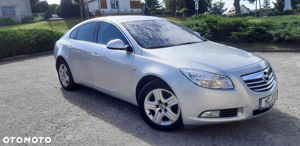Opel Insignia - 2