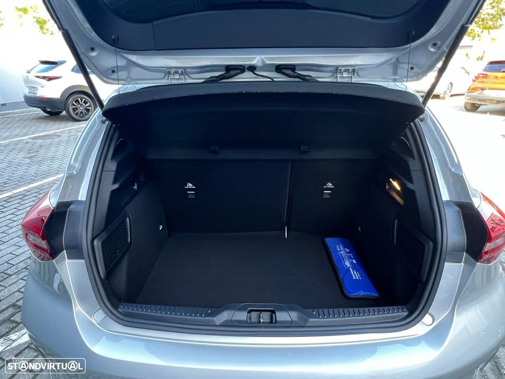 Ford Focus 1.0 EcoBoost MHEV ST-Line - 9