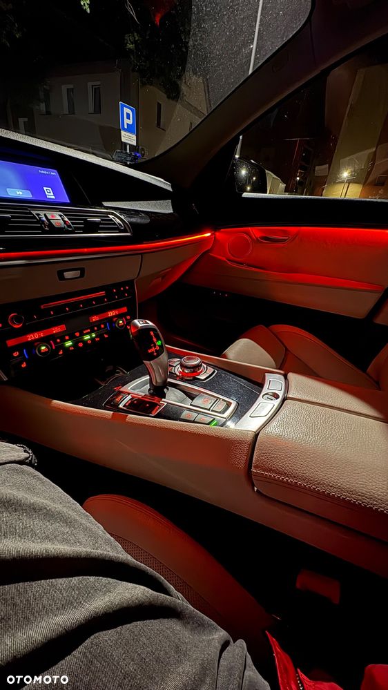 BMW 5GT 530d xDrive - 2