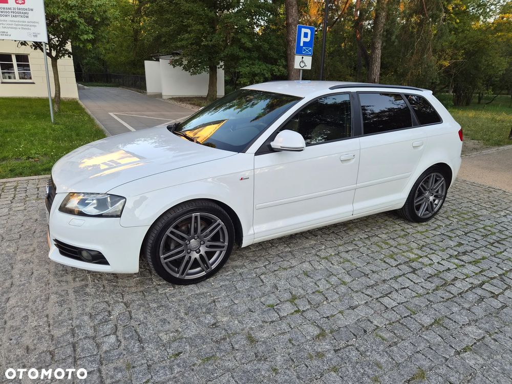 Audi A3 Sportback 2.0 TDI DPF S line Sportpaket (plus) - 9
