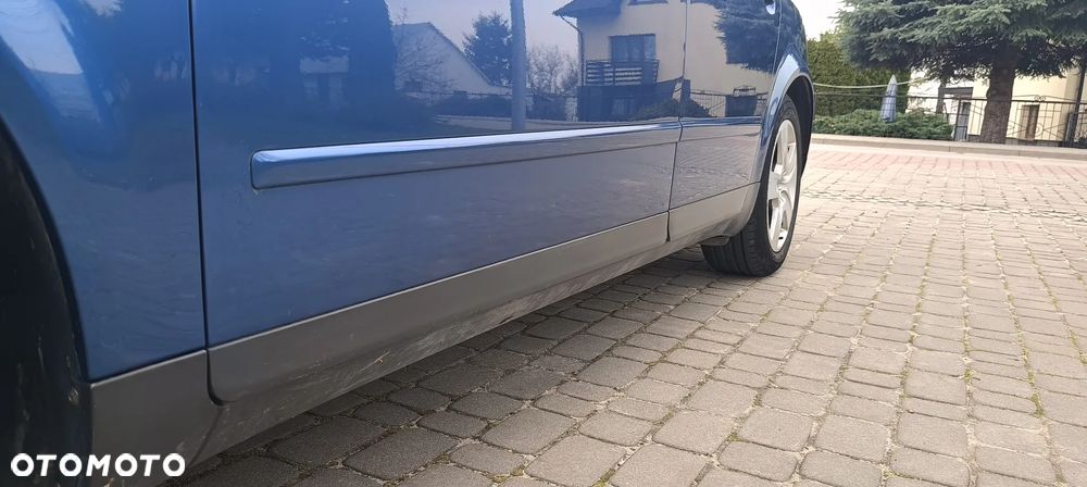 Audi A4 Limousine - 13