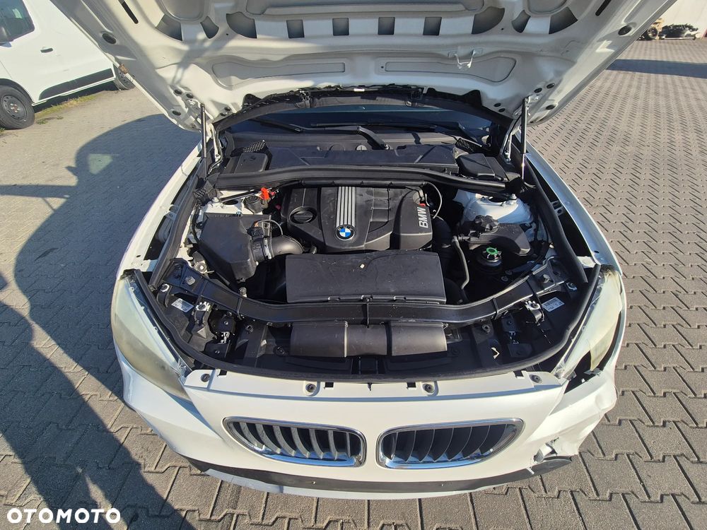 BMW X1 sDrive18d - 10