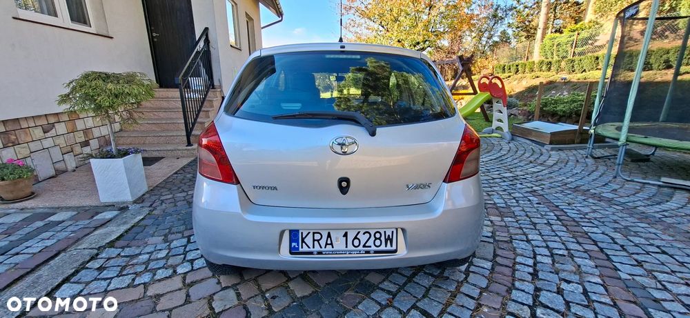 Toyota Yaris - 5