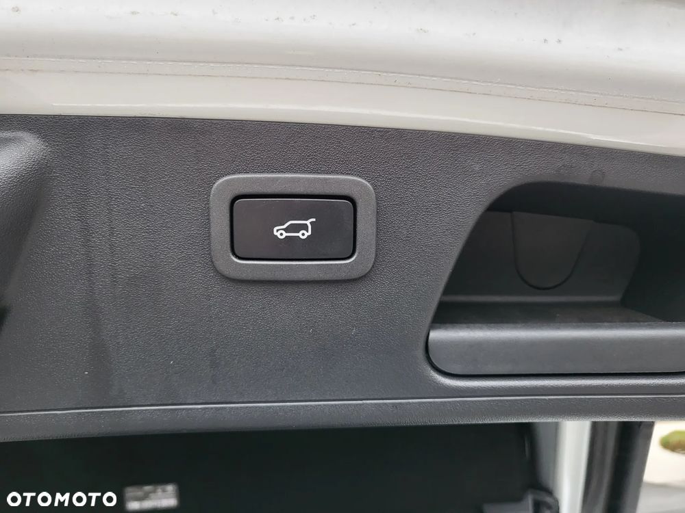 Jaguar E-Pace 2.0 i4P AWD HSE - 21