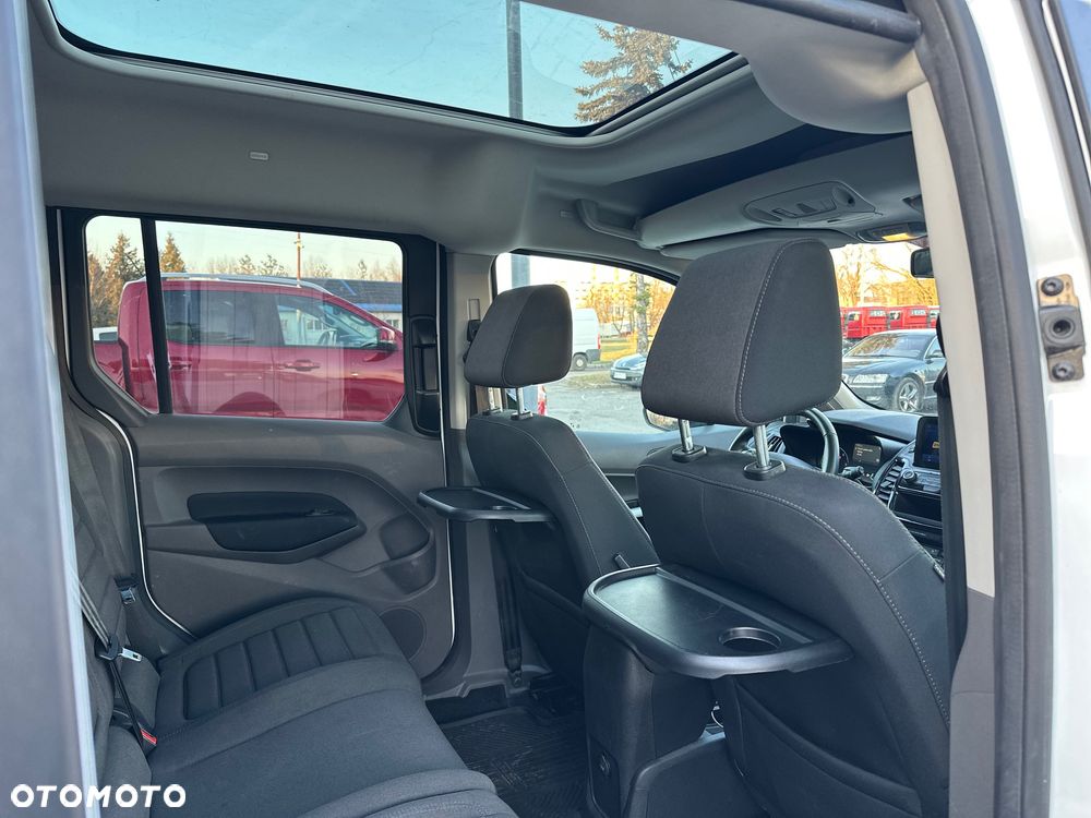 Ford Tourneo Connect 1.5 EcoBlue Titanium - 23