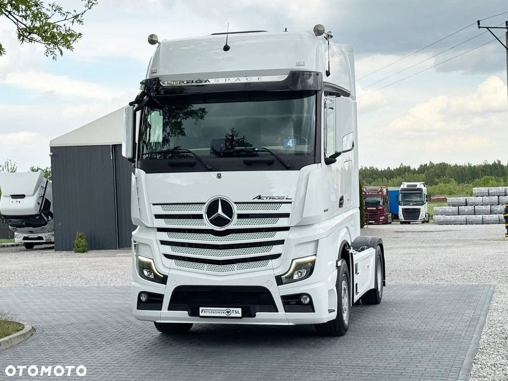Mercedes-Benz ACTROS 1851/GIGA SPACE/ACC/KLIMA POSTOJOWA/SALONKA/FULL LED/NAVIGACJA/DWA ŁÓŻKA/Z NIEMIEC - 2
