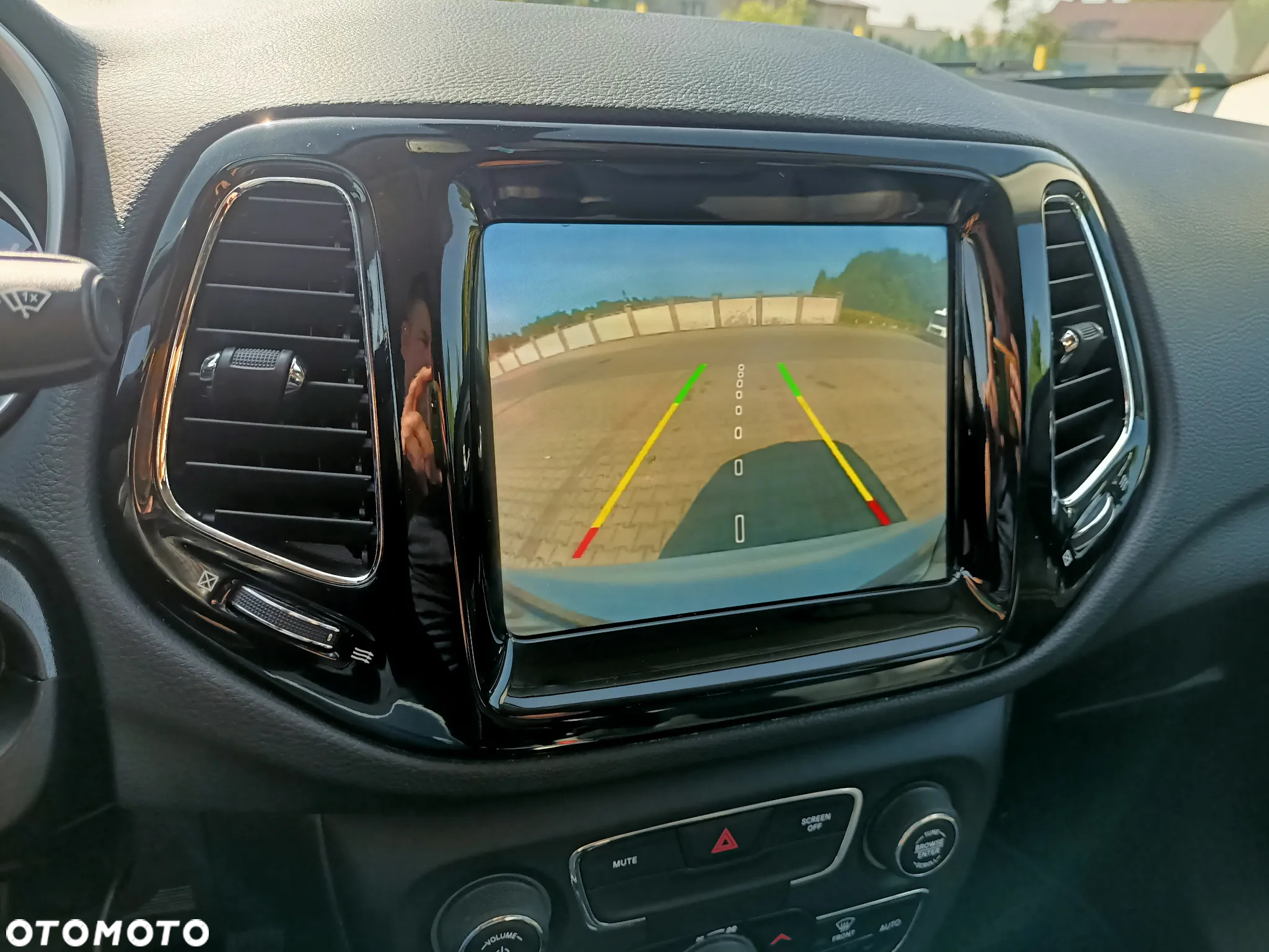 Jeep Compass - 10