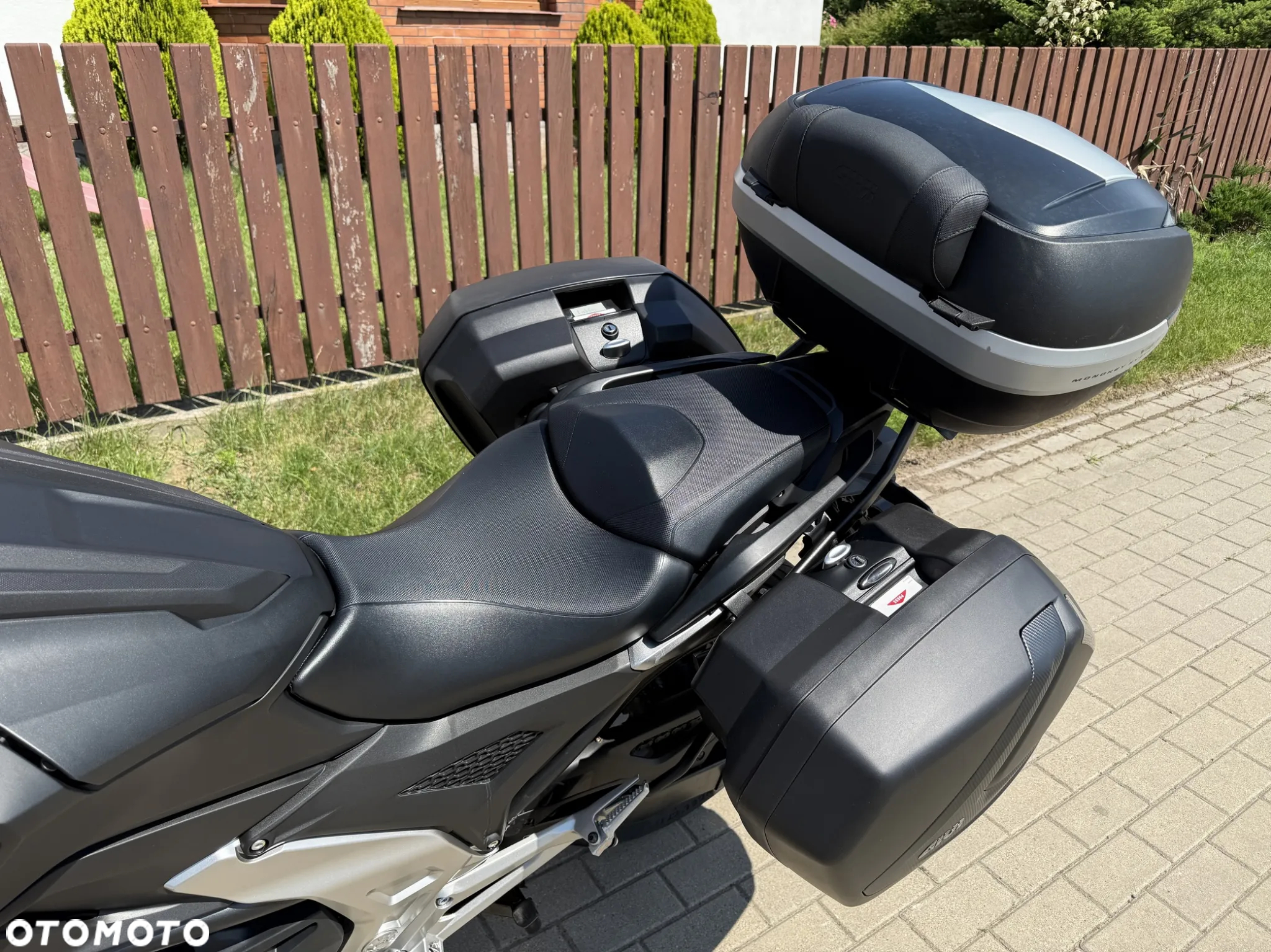 Honda NC - 12