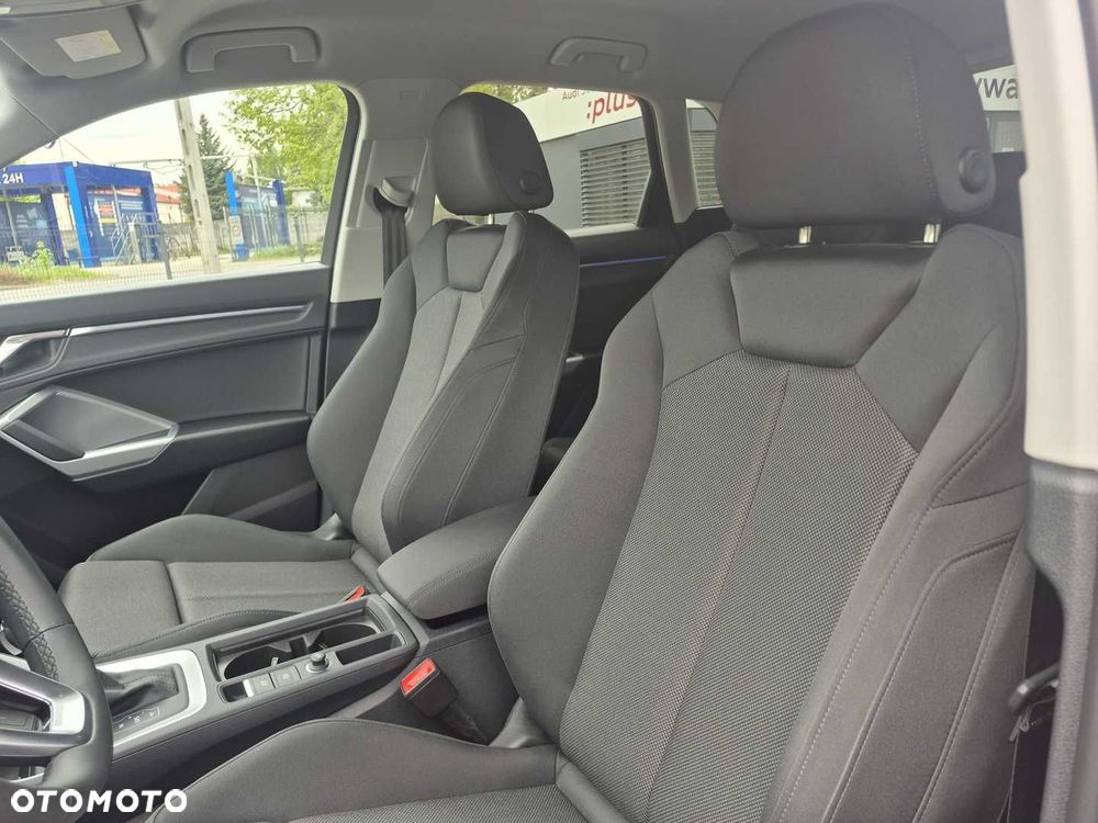Audi Q3 - 13