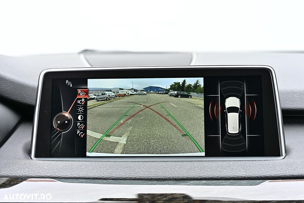 BMW X5 xDrive40d - 28