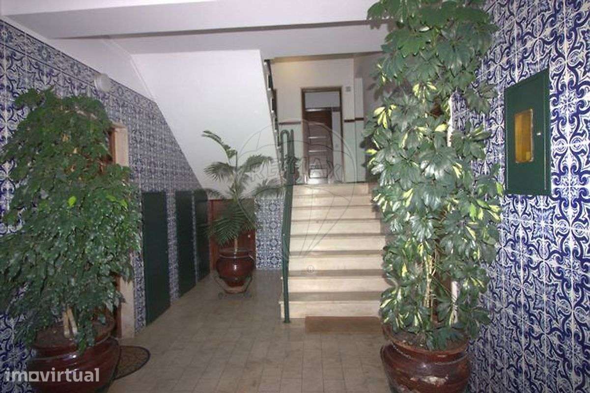 Apartamento T2 para arrendamento - Grande imagem: 2/15