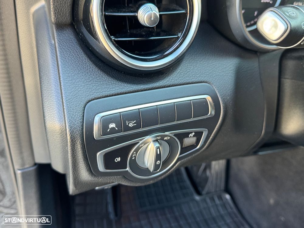 Mercedes-Benz C 200 - 9