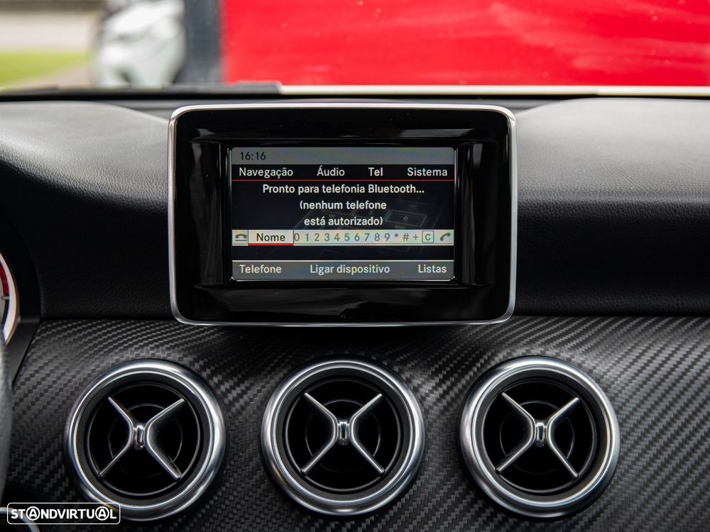 Mercedes-Benz A 180 d AMG Line - 24