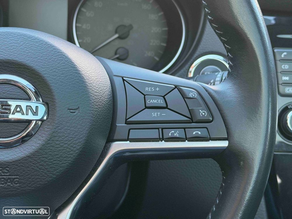 Nissan Qashqai 1.5 dCi N-Connecta - 41