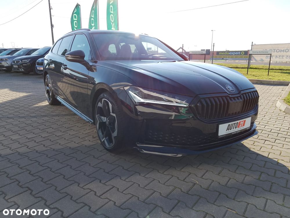 Skoda Superb 2.0 TDI SCR 4x4 Sportline DSG - 3