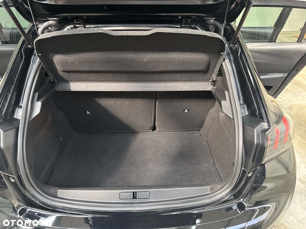Peugeot 208 PureTech 100 EAT8 Allure - 14