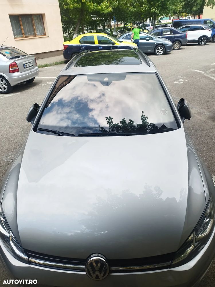 Volkswagen Golf 1.6 TDI Comfortline - 9