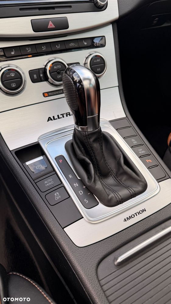 Volkswagen Passat Alltrack - 26