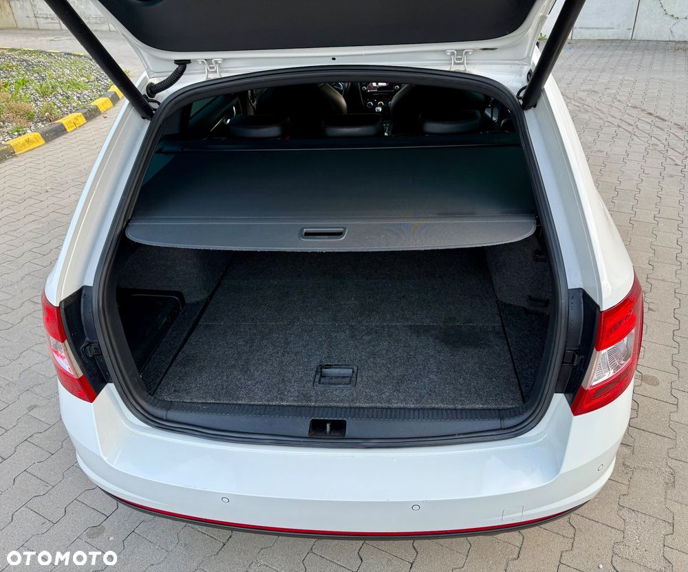 Skoda Octavia 2.0 TDI (Green tec) RS - 13