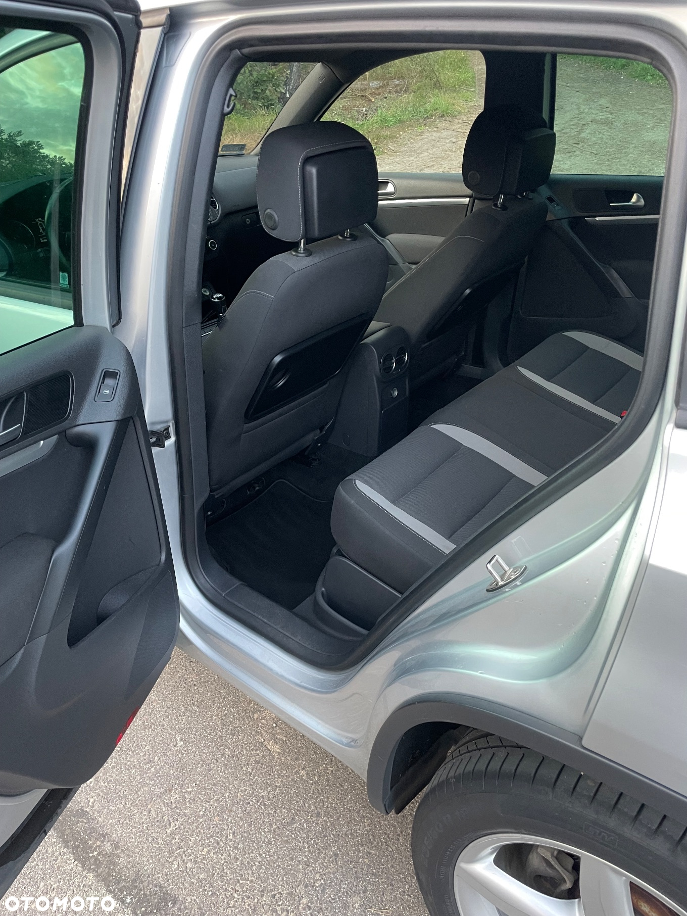 Volkswagen Tiguan - 11
