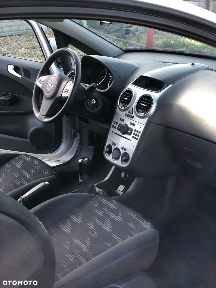 Opel Corsa 1.2 16V EcoFLEX Satellite - 29