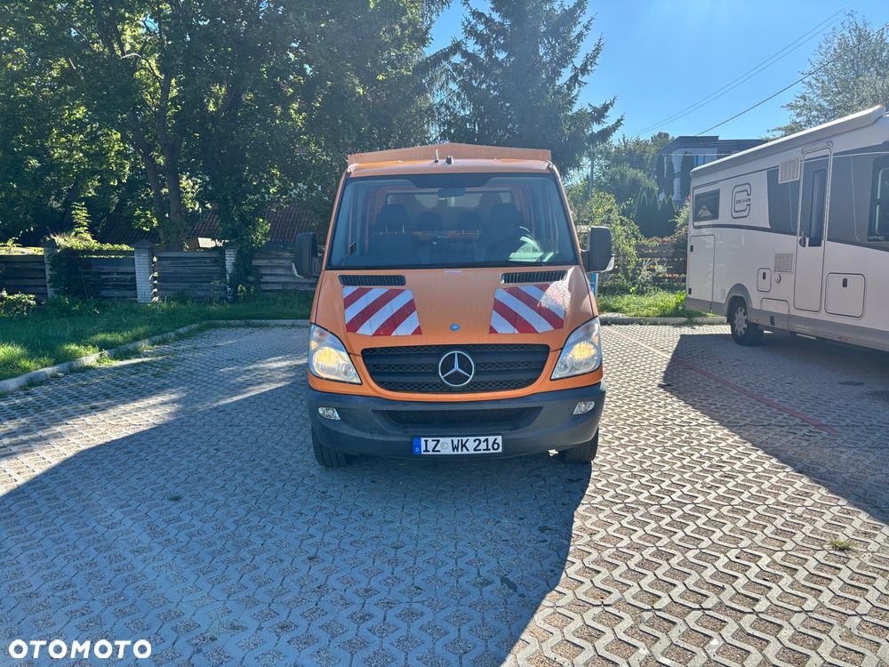 Mercedes-Benz Sprinter - 2