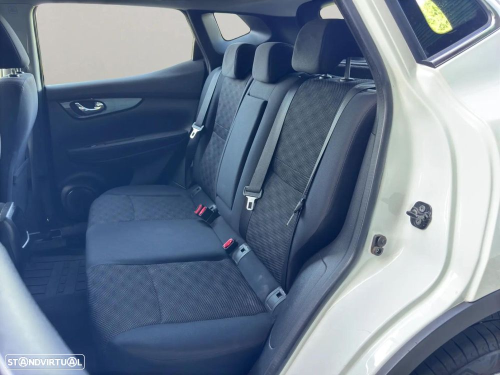 Nissan Qashqai 1.5 dCi Acenta Connect - 11