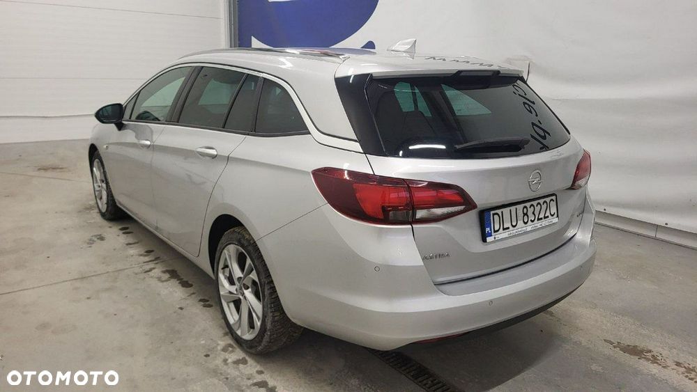 Opel Astra 1.6 CDTI Dynamic S&S - 8