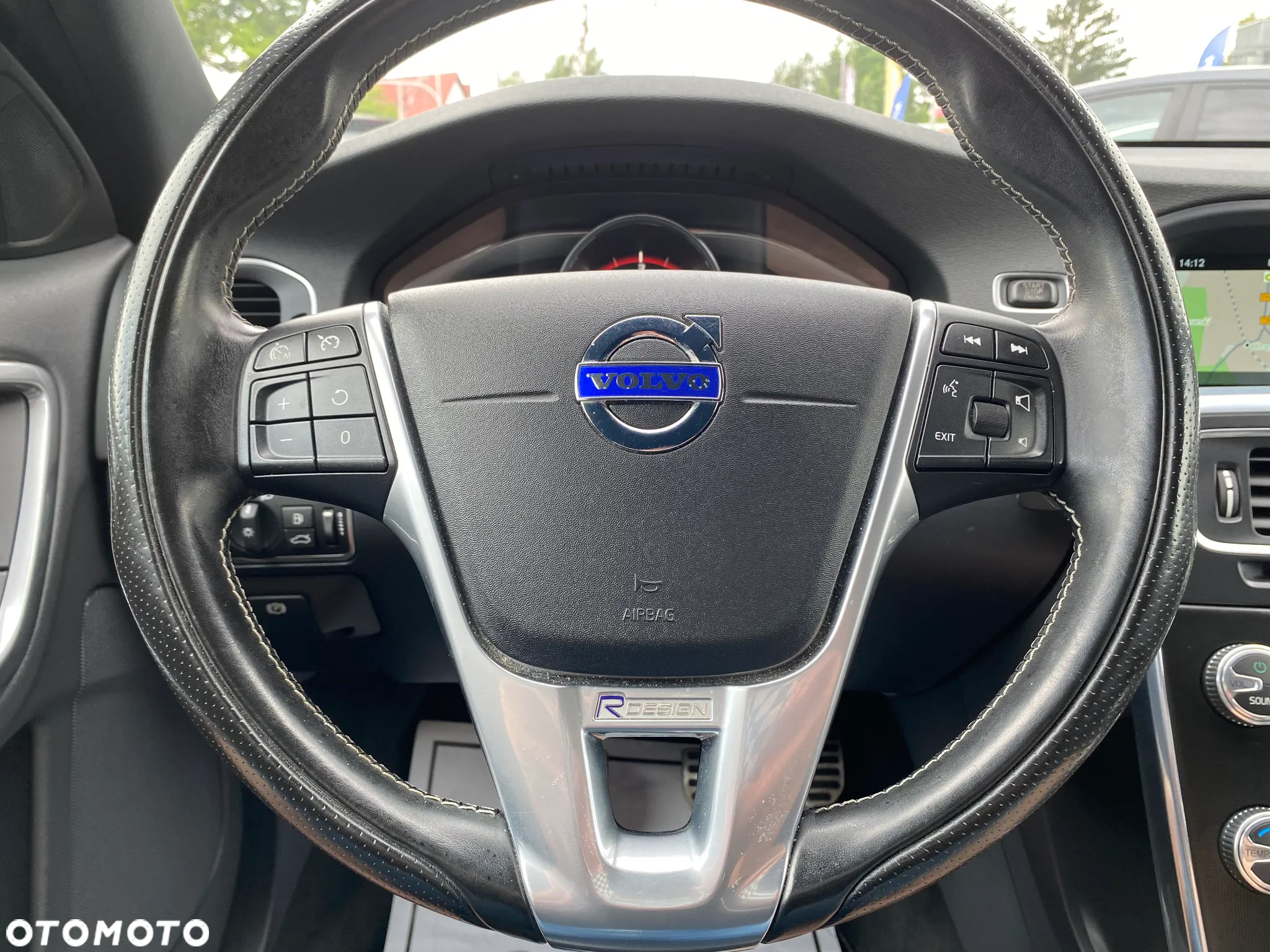 Volvo V60 D3 Drive-E R-Design Momentum - 17