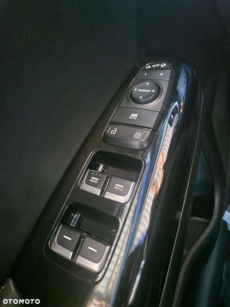 Kia Sportage 1.6 GDI Black Edition 2WD - 18
