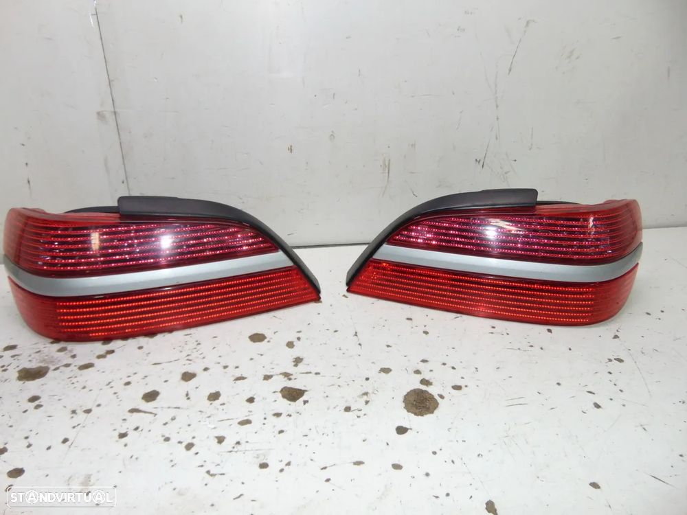 Peugeot 406 farolins - 1