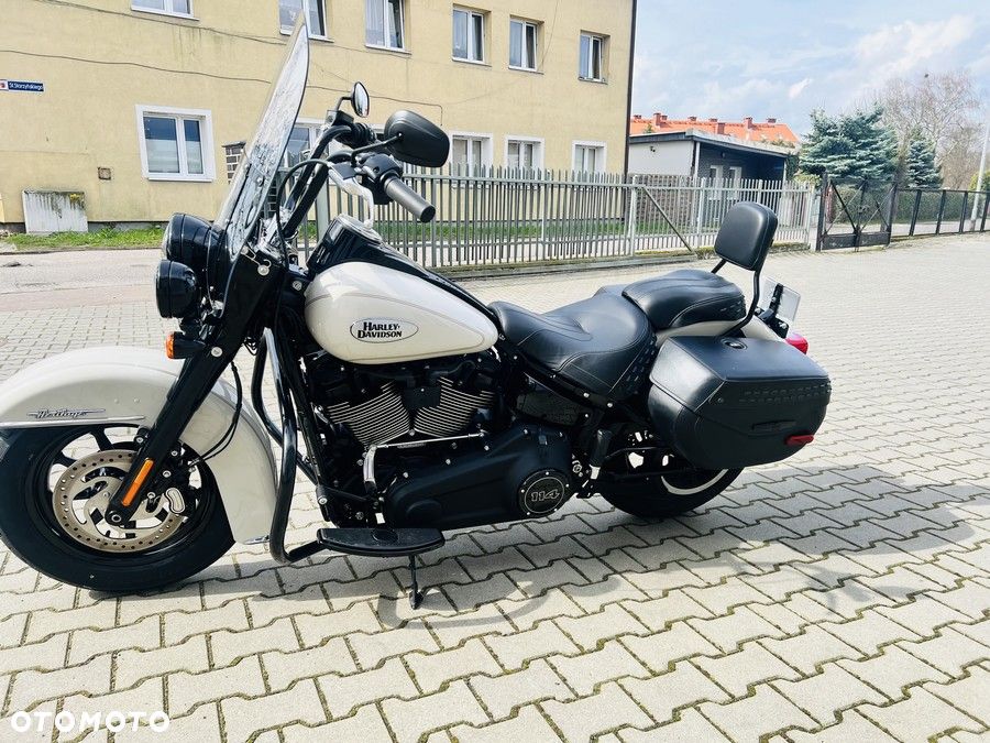 Harley-Davidson Softail Heritage Classic - 4