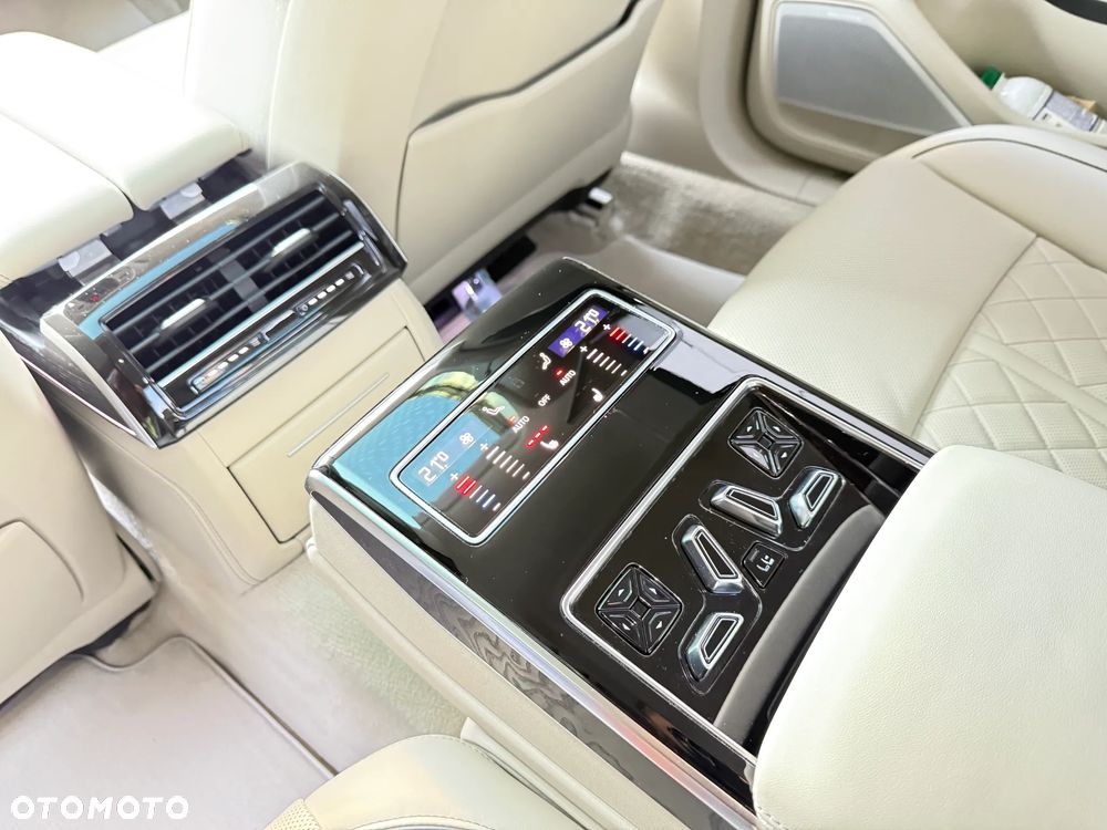 Audi A8 - 24