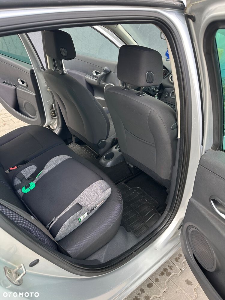 Renault Clio 1.5 dCi Extreme - 25