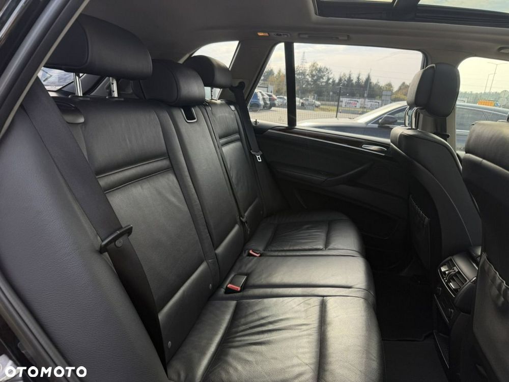 BMW X5 xDrive35i - 18