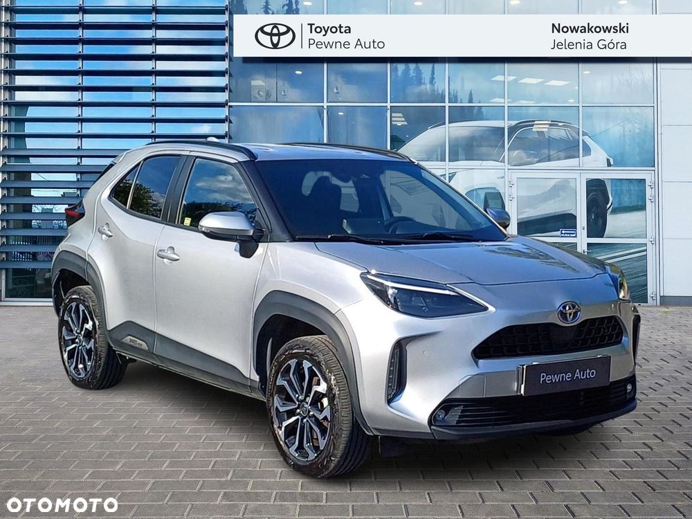 Toyota Yaris Cross Hybrid 1.5 Comfort 4x4 - 7